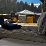 Glamping Karavan U Konopiste Campsite *