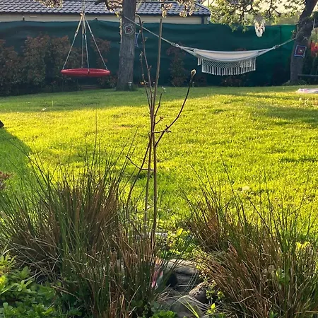 Glamping Karavan U Konopiste *