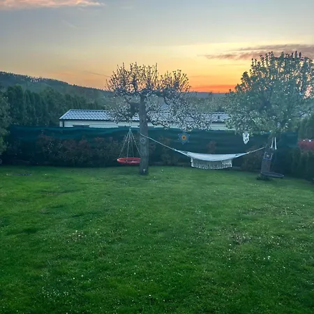 Glamping Karavan U Konopiste * Chrastany (Benesov)