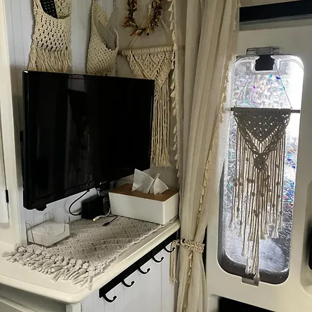 Kemp Glamping Karavan U Konopiště
