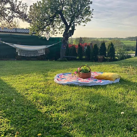 Glamping Karavan U Konopiště *