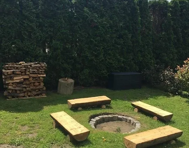 Glamping Karavan U Konopiste * Chrastany (Benesov)