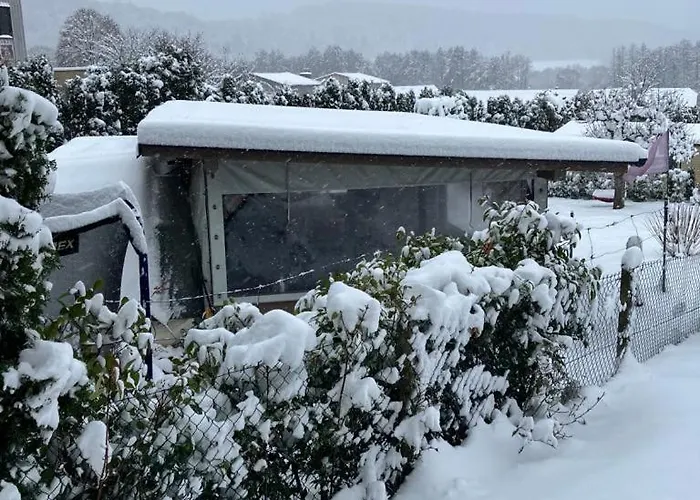 Glamping Karavan U Konopiste