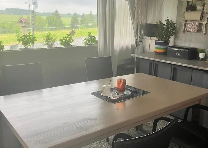 Campsite Glamping Karavan U Konopiste Chrastany (Benesov)