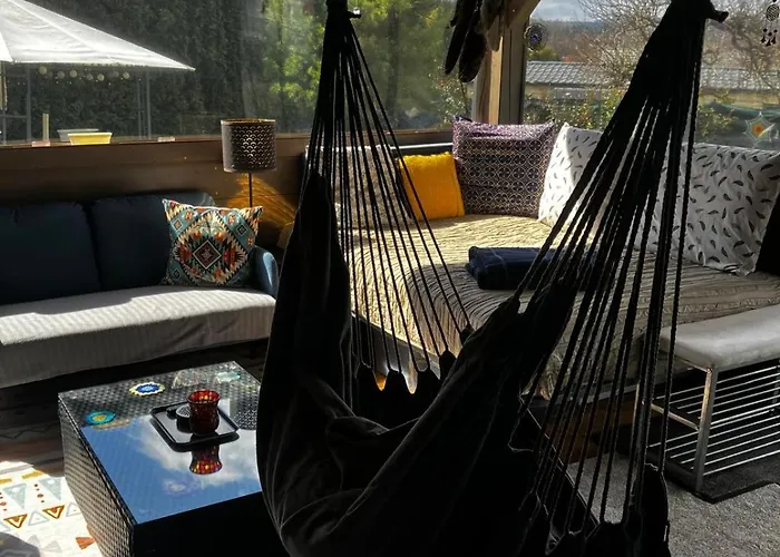 Glamping Karavan U Konopiste Chrastany (Benesov)