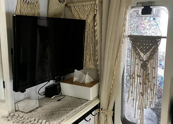 Κάμπινγκ Glamping Karavan U Konopiste